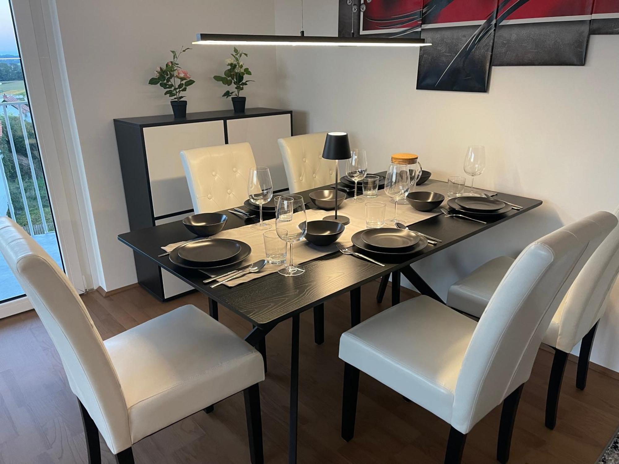 Luxusapartment Mit 40 Qm Terrasse, E-Parkplatz Und Parkplatz Graz Exterior photo